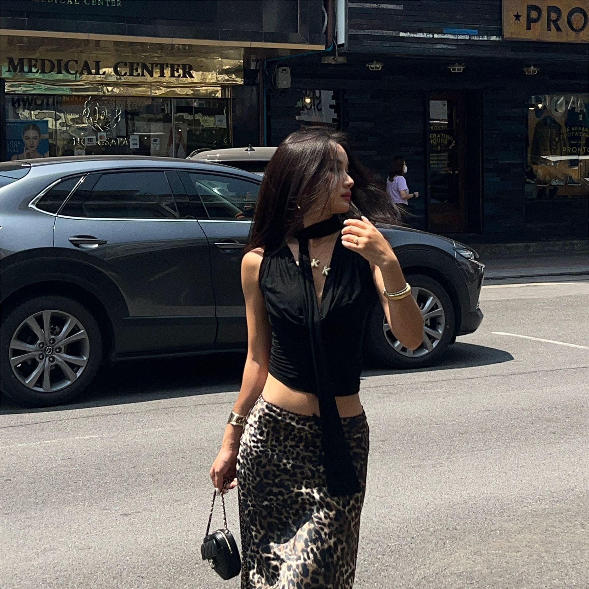 Slim Fit Slimming Swing Collar Design Blouse
