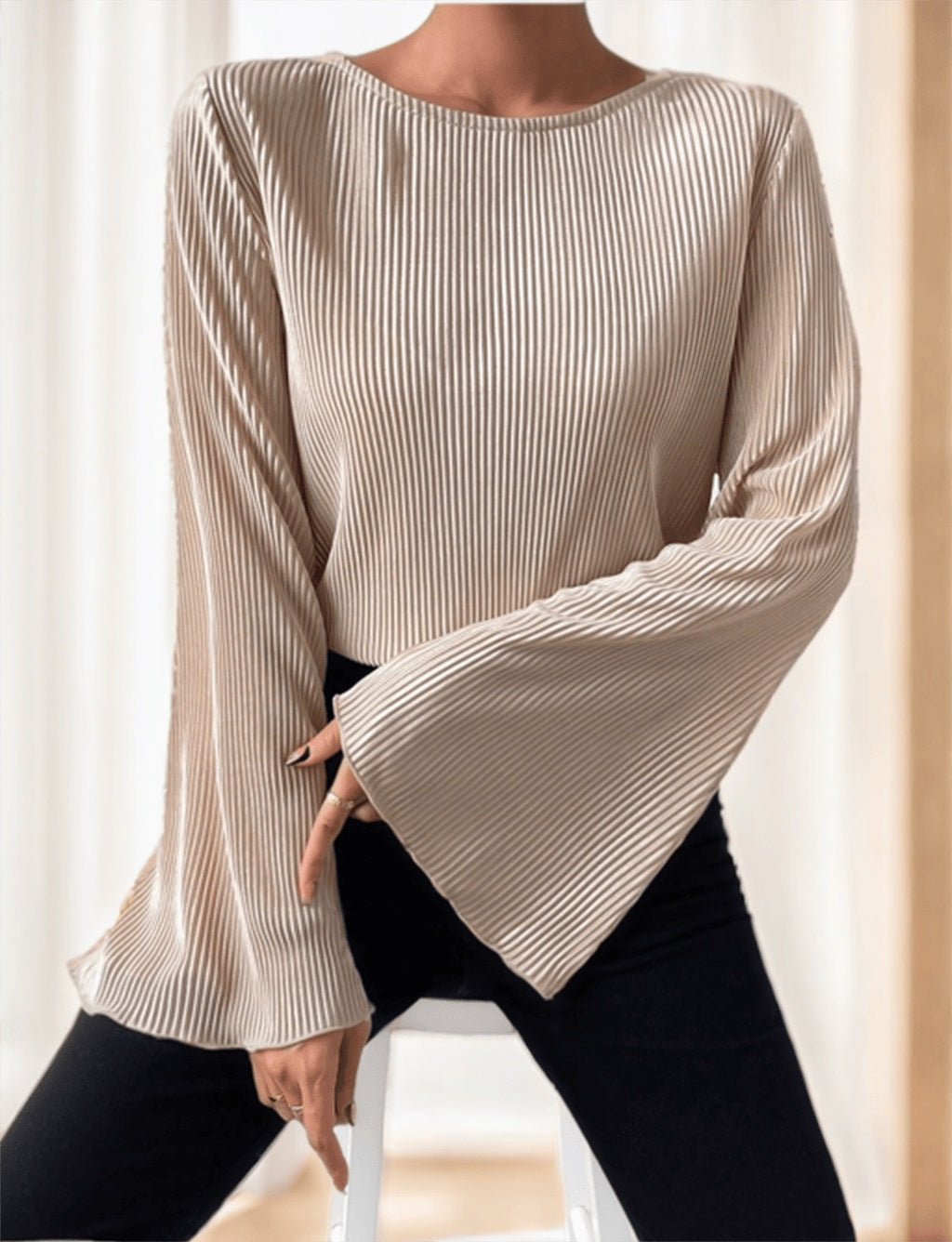 Women's Spring Summer Solid Color Round Neck Loose Fit Bell Sleeve Casual T-Shirt