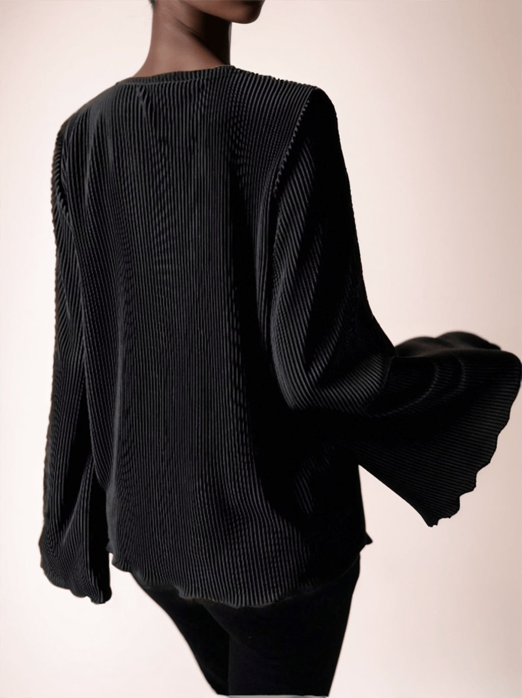 Women's Spring Summer Solid Color Round Neck Loose Fit Bell Sleeve Casual T-Shirt